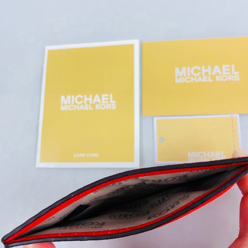 New! Michael Kors Bright Red Leather Card Case - Picture 6 of 7